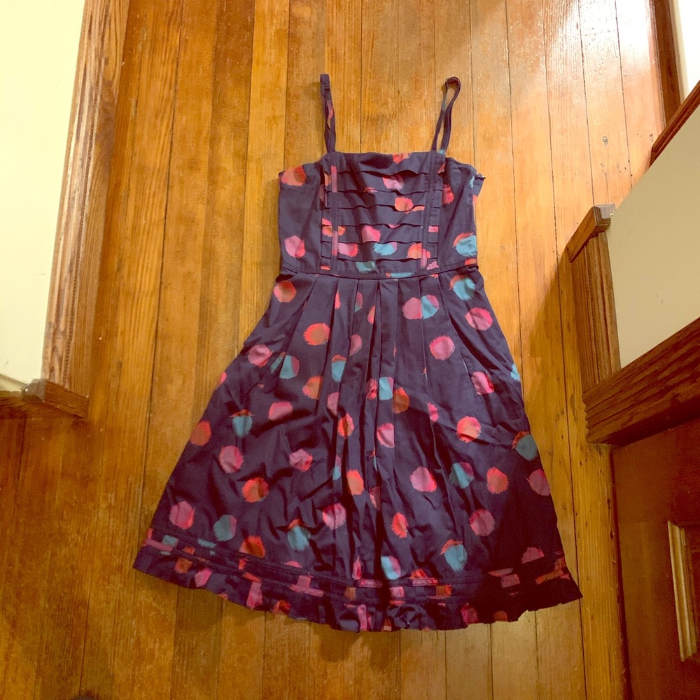 Versatile Marc by Marc Jacobs dress size 2.
